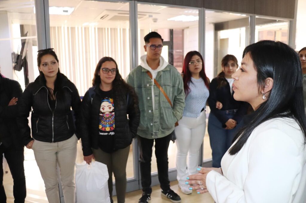 Consejo de Comunicación compartió experiencias y conocimientos con estudiantes de la FACSO foto 1